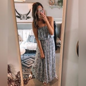 Yidarton Strapless Maxi Dress Women Size M White Blue Flowy Dress - NEW